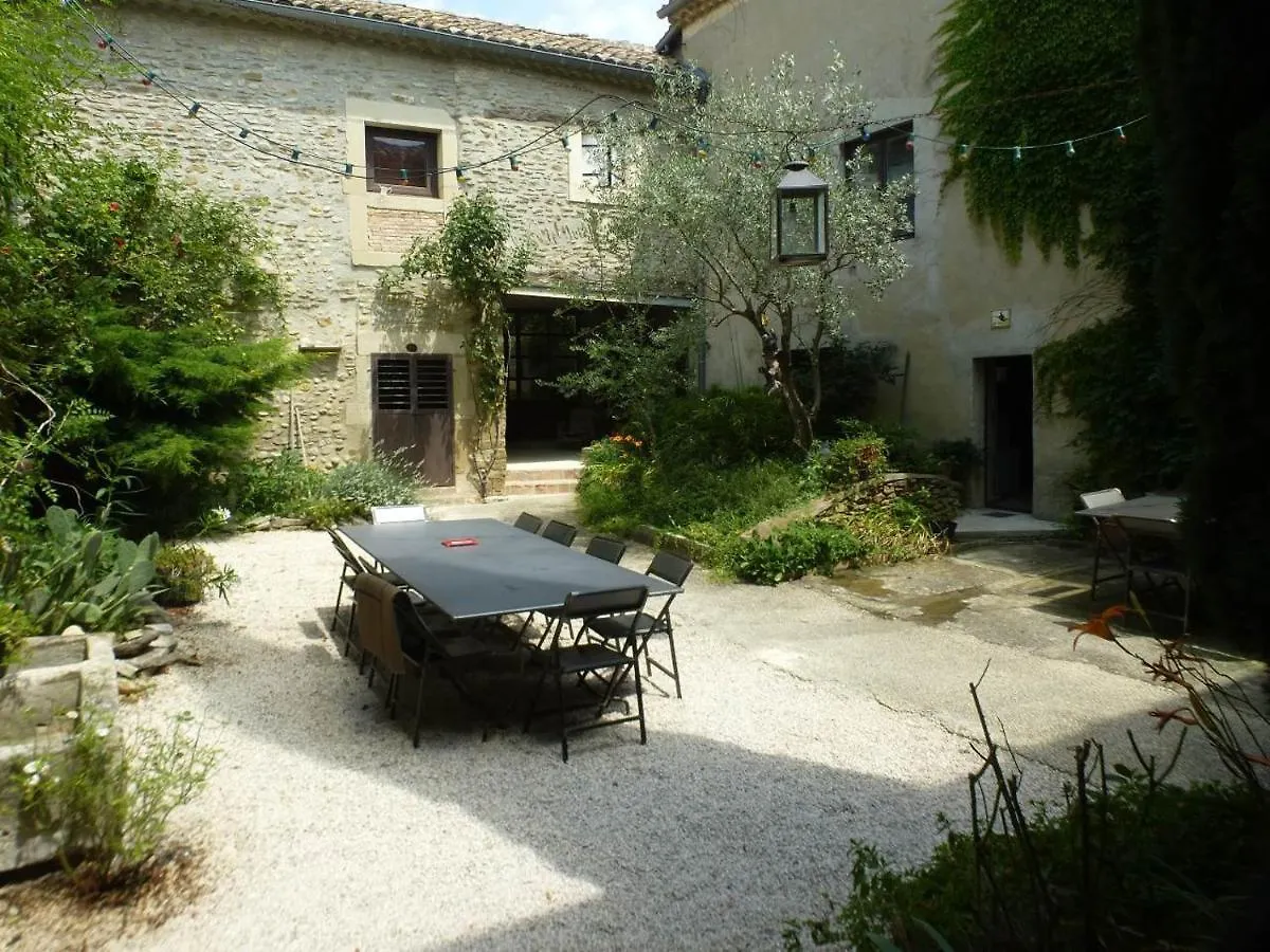 فندق مبيت وإفطار Valréas Le Mas Des Sorcieres - Maison D'Hotes فرنسا