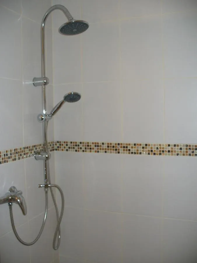 Valréas Le Mas Des Sorcieres - Maison D'Hotes فندق مبيت وإفطار